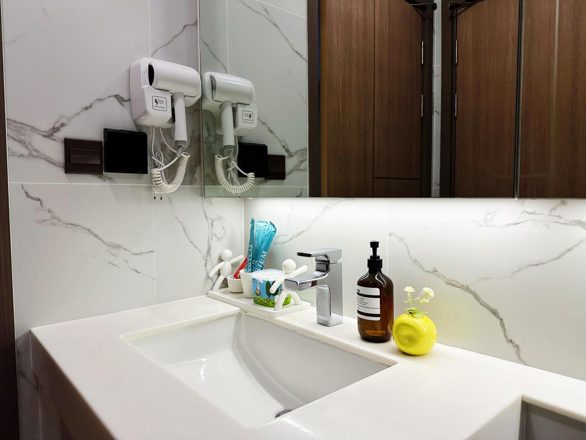 New & Cozy 2 Bedroom @ The Astra Sky River Чиангмай Екстериор снимка